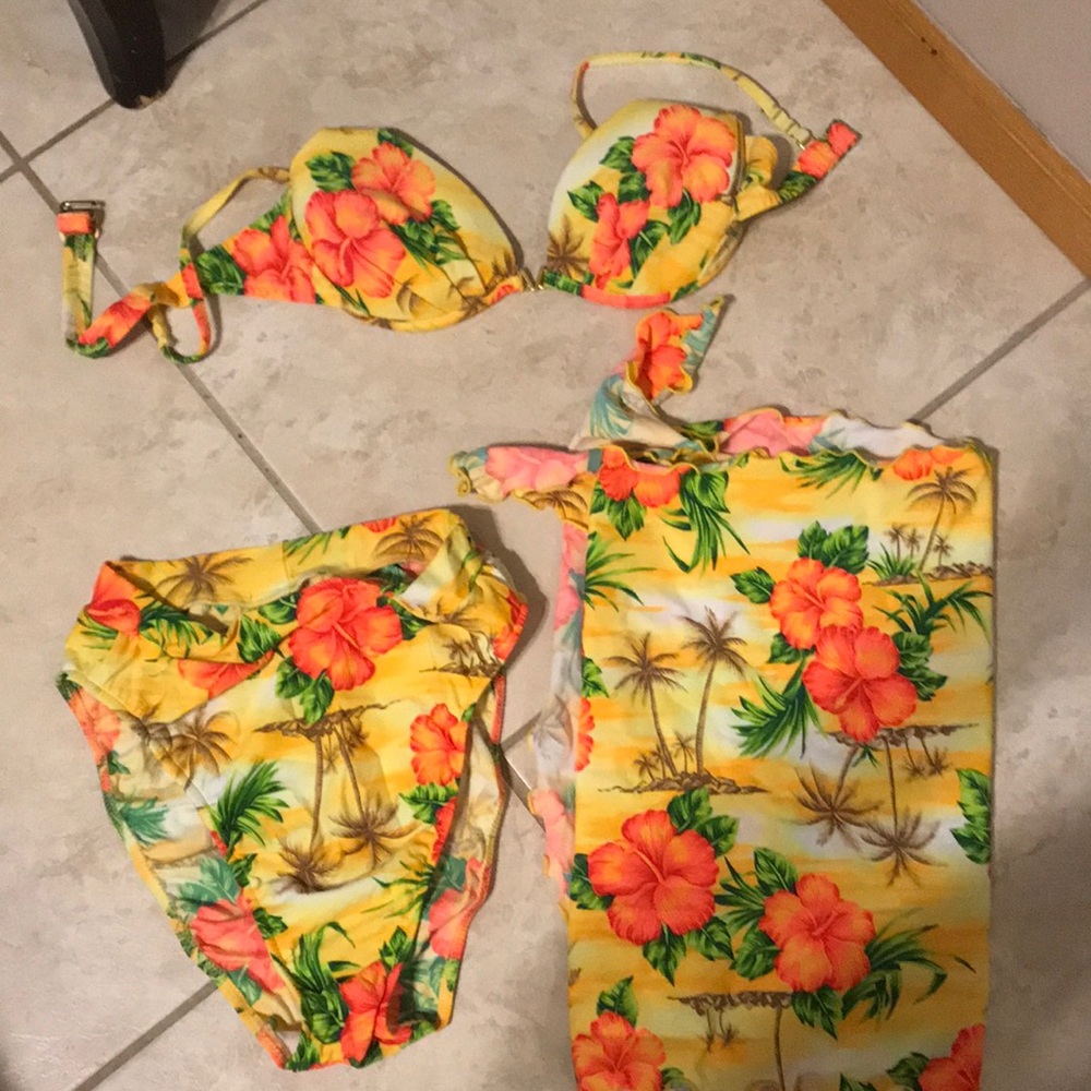 Venus bathing suit